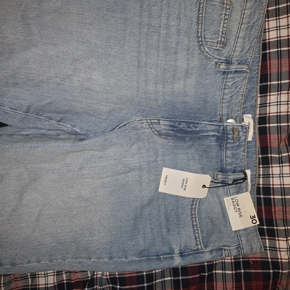 Classic Blue Distressed Women Jeans - Picture 9 of 9